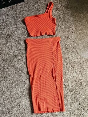 Lulu's Bright Orange Ribbed Set